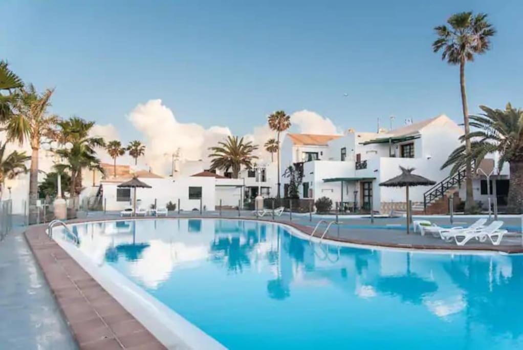Lovely Apartment Near The Beach With Pool & Wifi Caleta De Fuste Exterior foto